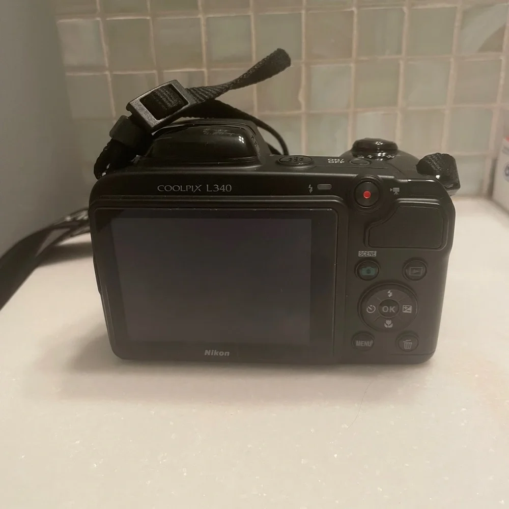 NIKON coolpix L340